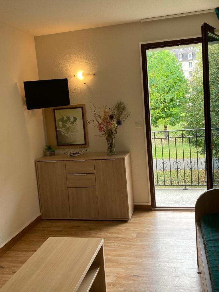 Appartement T2 Jardins de Ramel Bagnères-de-Luchon Buitenkant foto