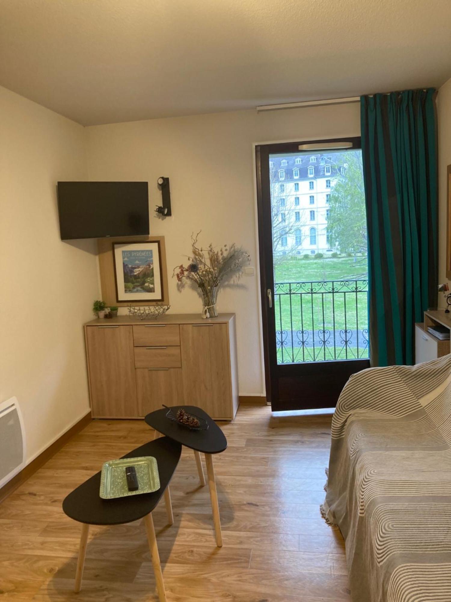 Appartement T2 Jardins de Ramel Bagnères-de-Luchon Buitenkant foto